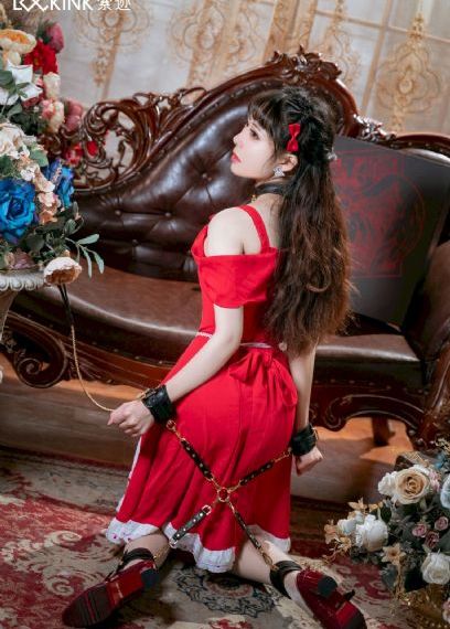 《隔壁女邻居》在线看