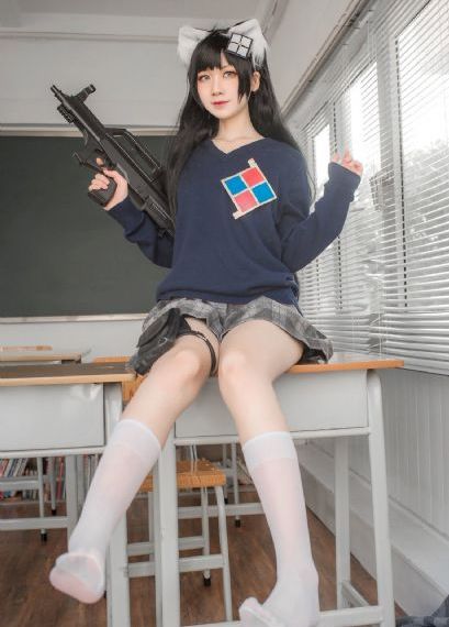 图鬼六红蔷薇夫人