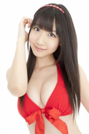 年轻的小婊2中文版