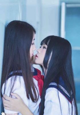午夜蜜桃视频