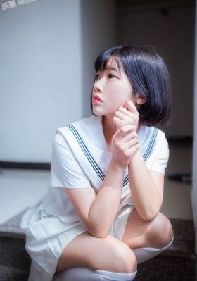 《他在逆光中告白》电视剧免费