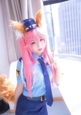 盒子里的猫