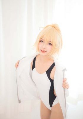 147人体午夜裸体视频
